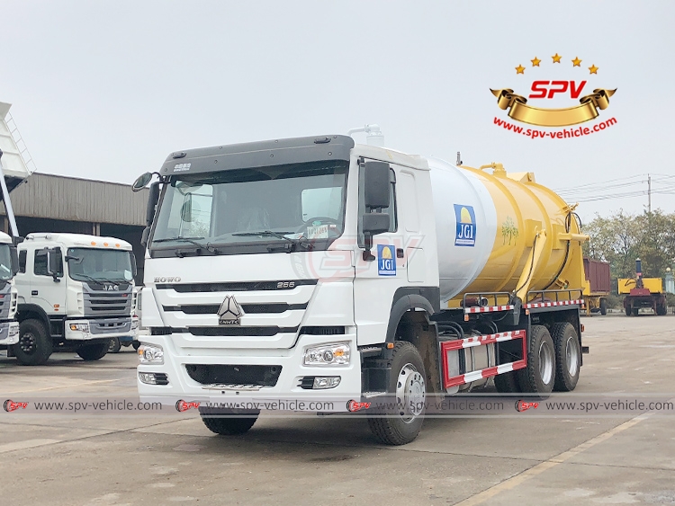 18,000 Litres Vacuum Tanker Sinotruk - LF 18,000 Litres Vacuum Tanker Sinotruk - LF